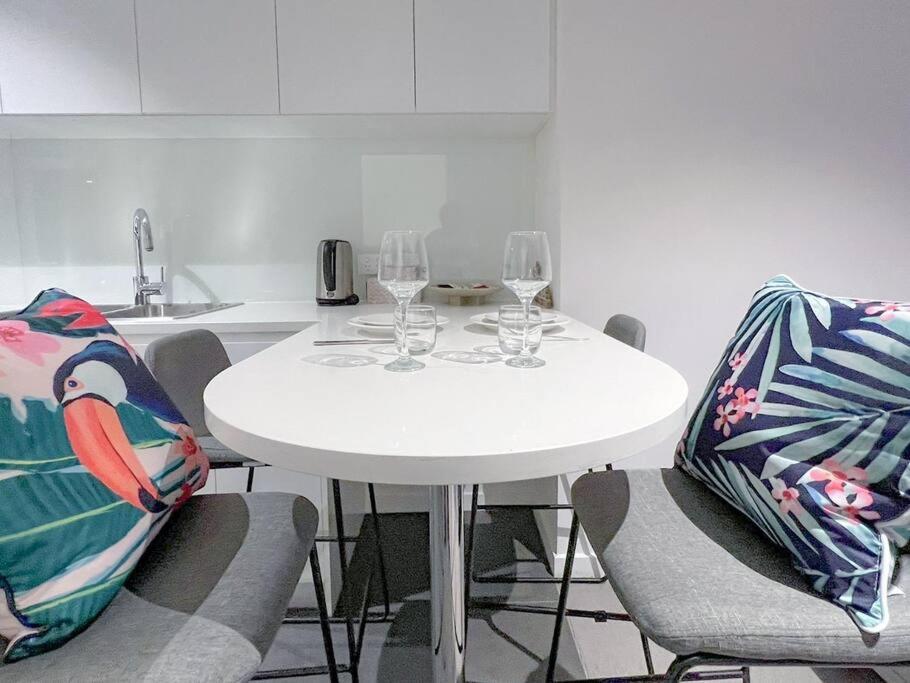 Amazing 2 Bedroom In Cbd! Brisbane Ngoại thất bức ảnh